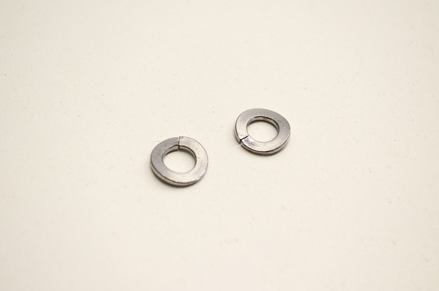 New OEM Suzuki Lock Washers QTY 2 Intruder QuadRunner Katana DR200 NOS
