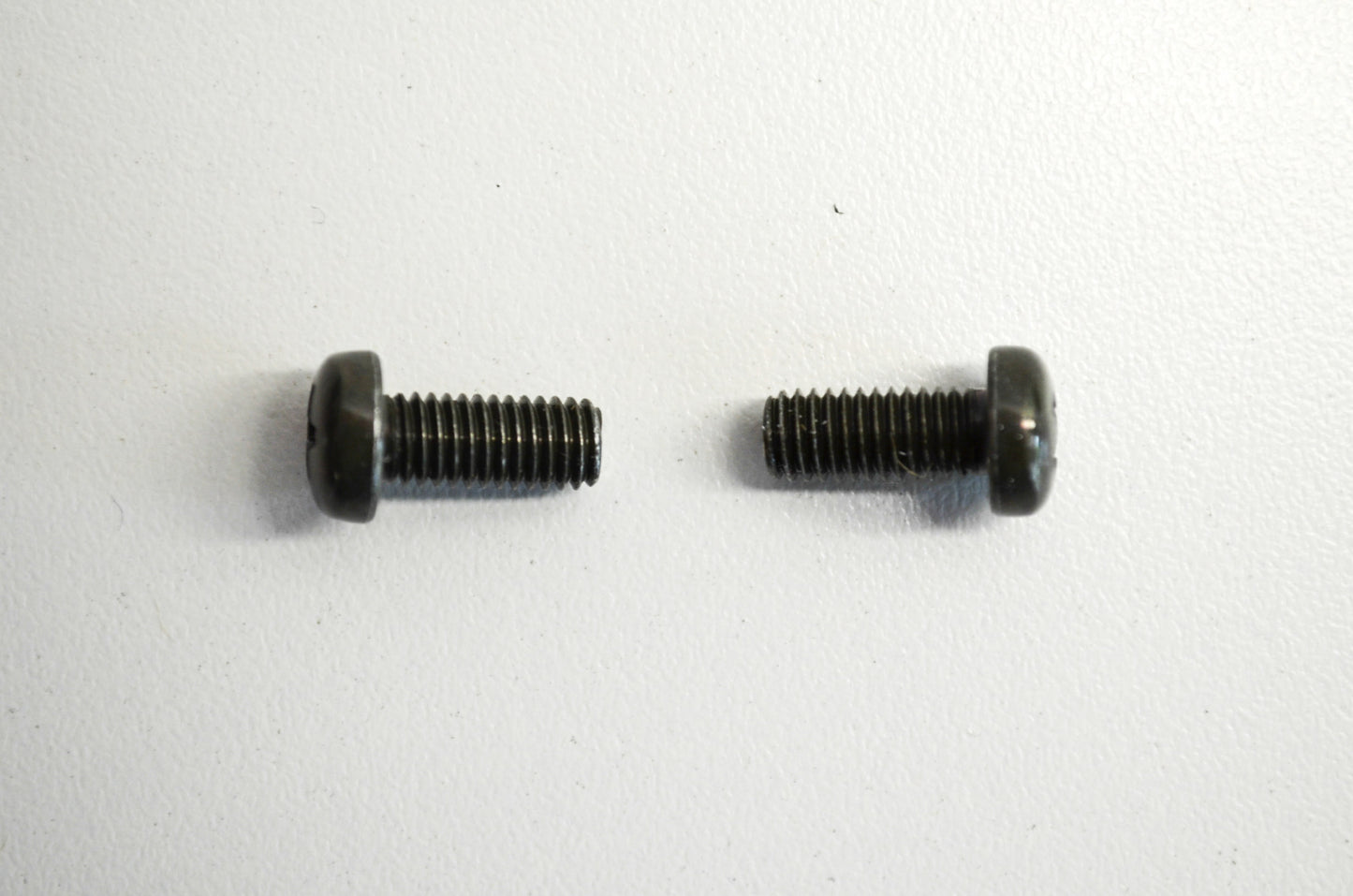 OEM Kawasaki 220C0512 Pan Cross Screw 5x12 B Qty 2 NOS