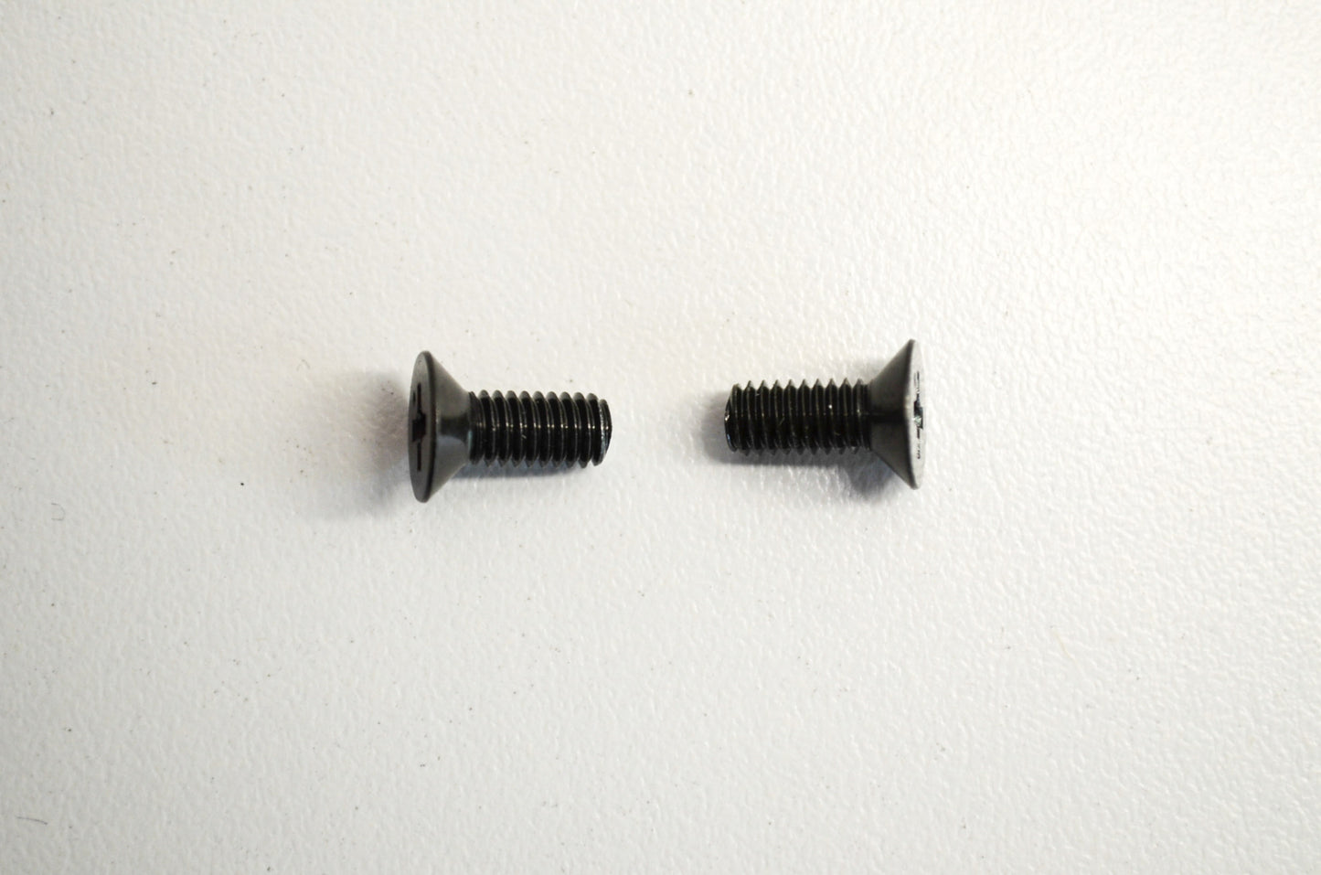 OEM Kawasaki 92001-1532 Countersunk Screw Qty 2 NOS