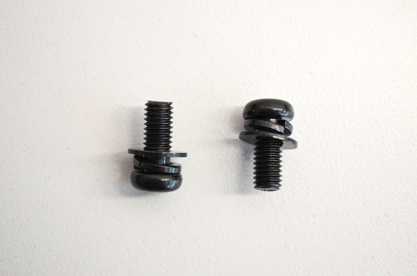 New OEM Kawasaki Handlebar Screws QTY 2 86 Bayou 185 NOS