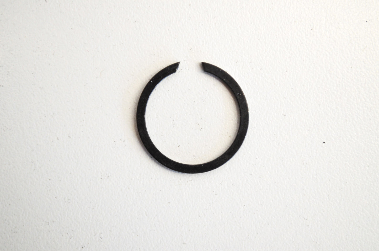 OEM Kawasaki 92033-015 Circlip NOS