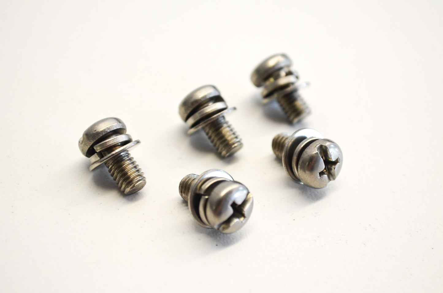 OEM Kawasaki 92009-3718 Screw 5x10 Qty 5 NOS