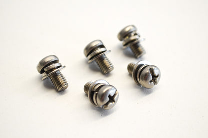 OEM Kawasaki 92009-3718 Screw 5x10 Qty 5 NOS