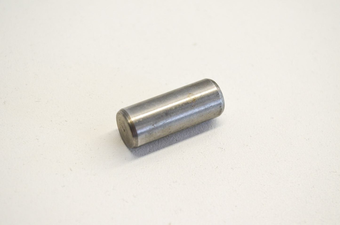 OEM Kawasaki 92043-3711 Pin NOS