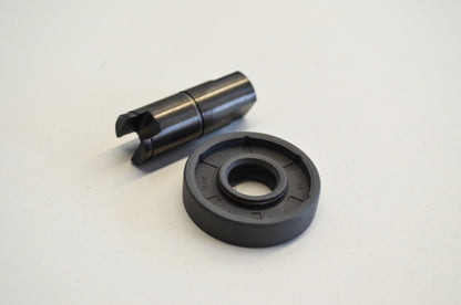 OEM KTM 60035054144 Water Pump Shaft w/ Seal Ring NOS