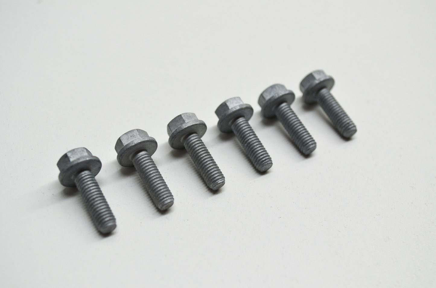 OEM KTM 25050166 Hex Head Collar Screw M5X16 TX30 Qty 6 NOS