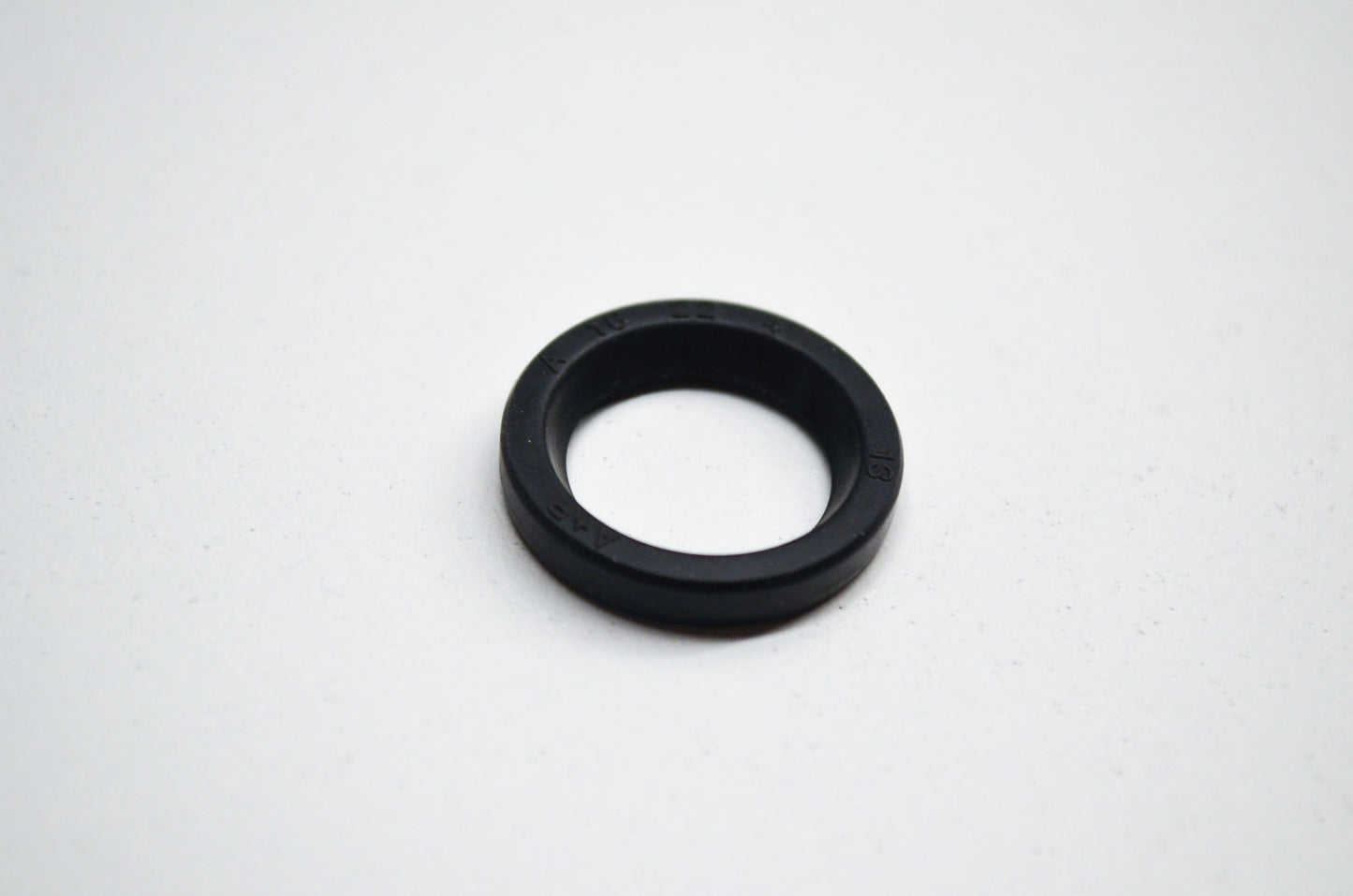 OEM KTM 45135056000 Oil Seal Ring 16X22X4 NOS