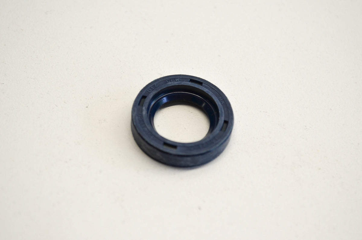 OEM KTM 45133031000 Oil Seal Ring 15X24X5 NOS