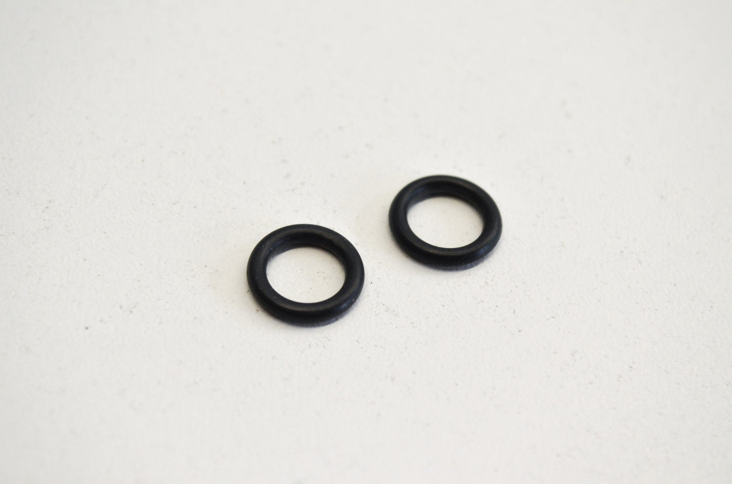 OEM KTM 770008020 O-Ring 8.00X2.00 NBR Qty 2 NOS