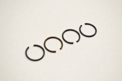 New OEM KTM Circlips QTY 4 EXC Duke RXC Sup-Comp MXC SX SXC LC4 Adventure NOS