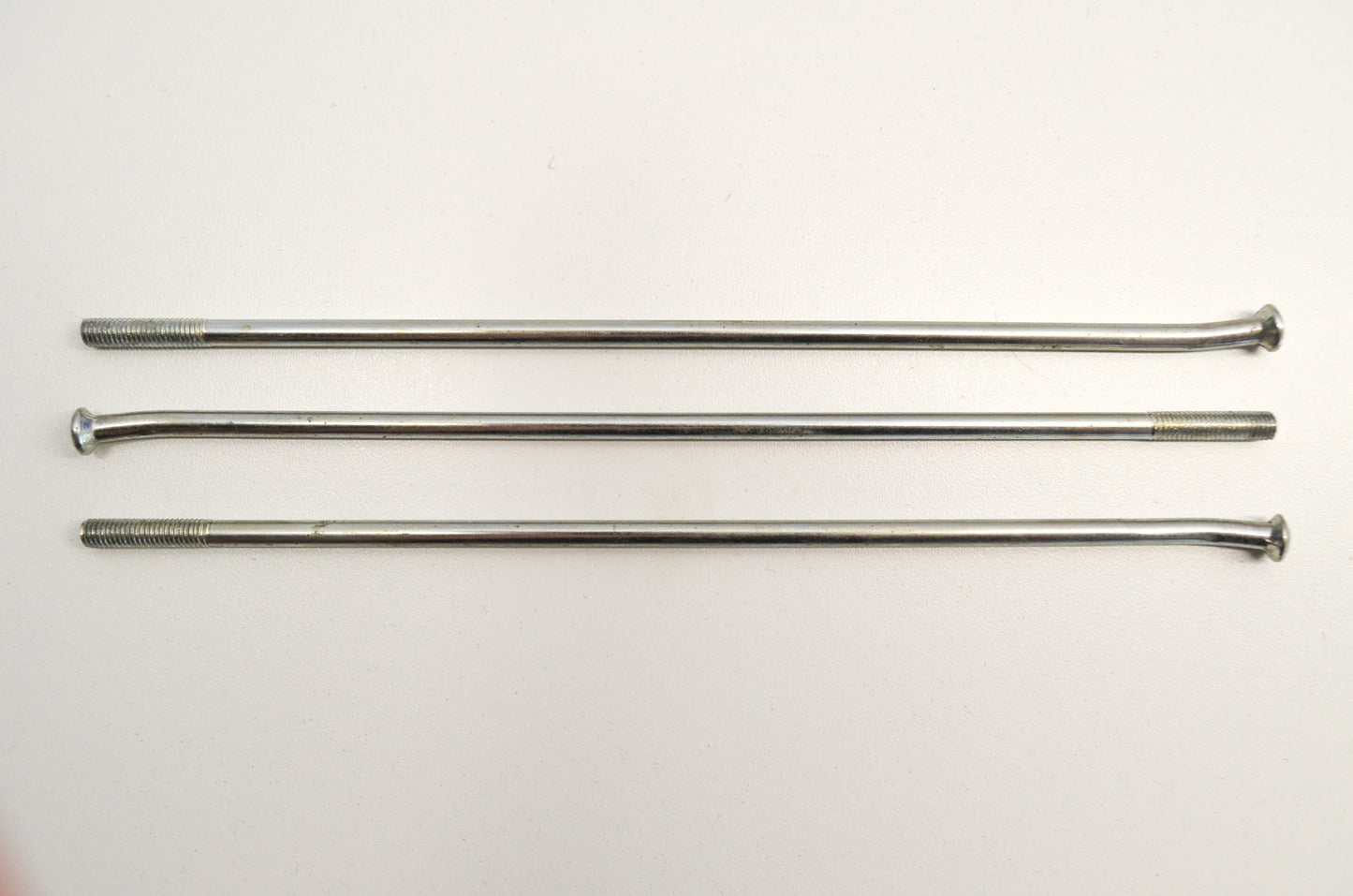 OEM KTM 54610571000 Spoke 4.4x3.5x4.4x196 18" Qty 3 NOS