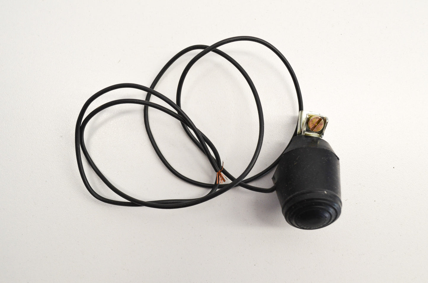 OEM KTM 51011198000 Short Circuit Button 790mm NOS