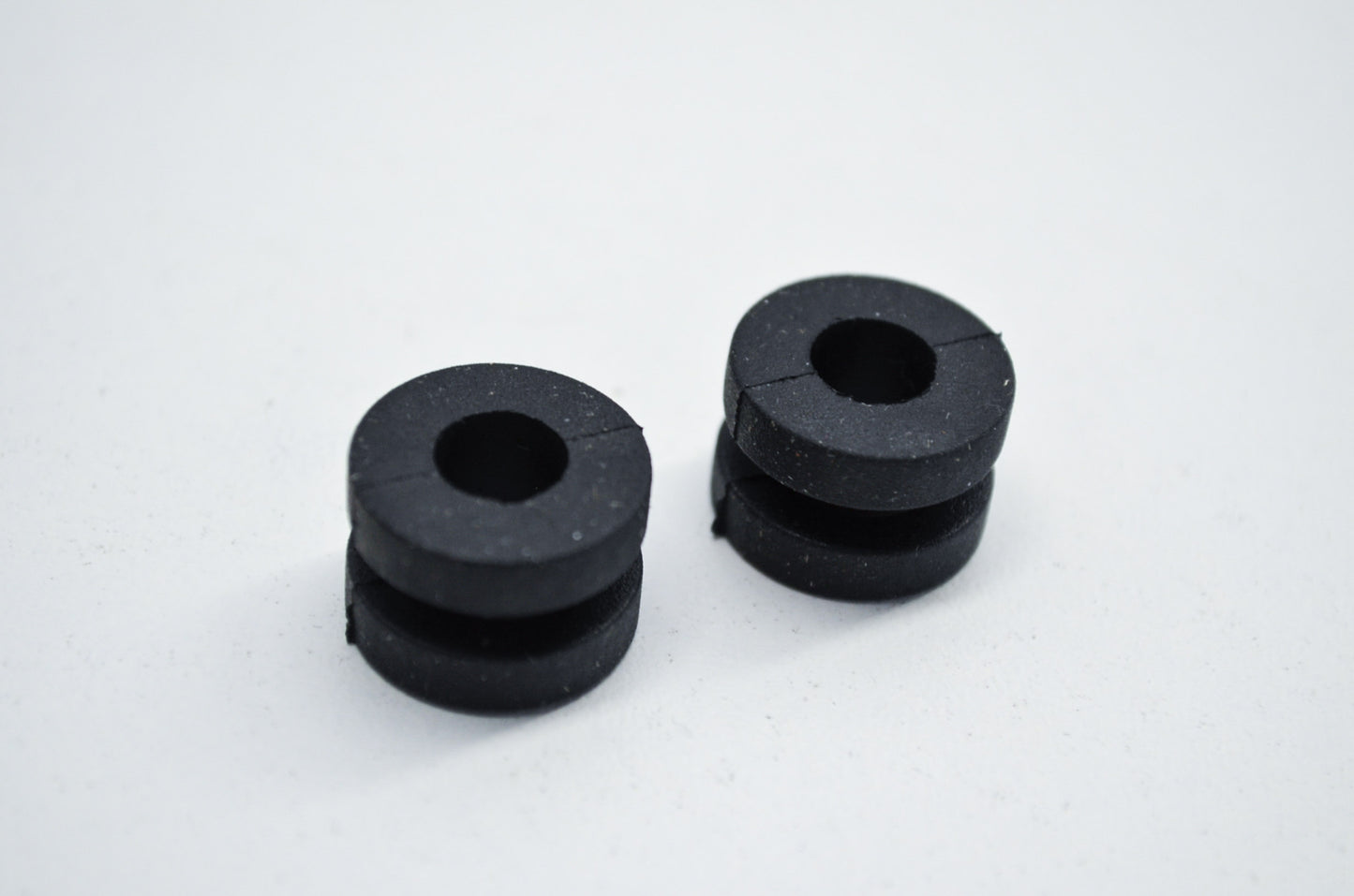 OEM KTM 58214069051 Rubber Grommet 16x10.8x3 Qty 2 NOS