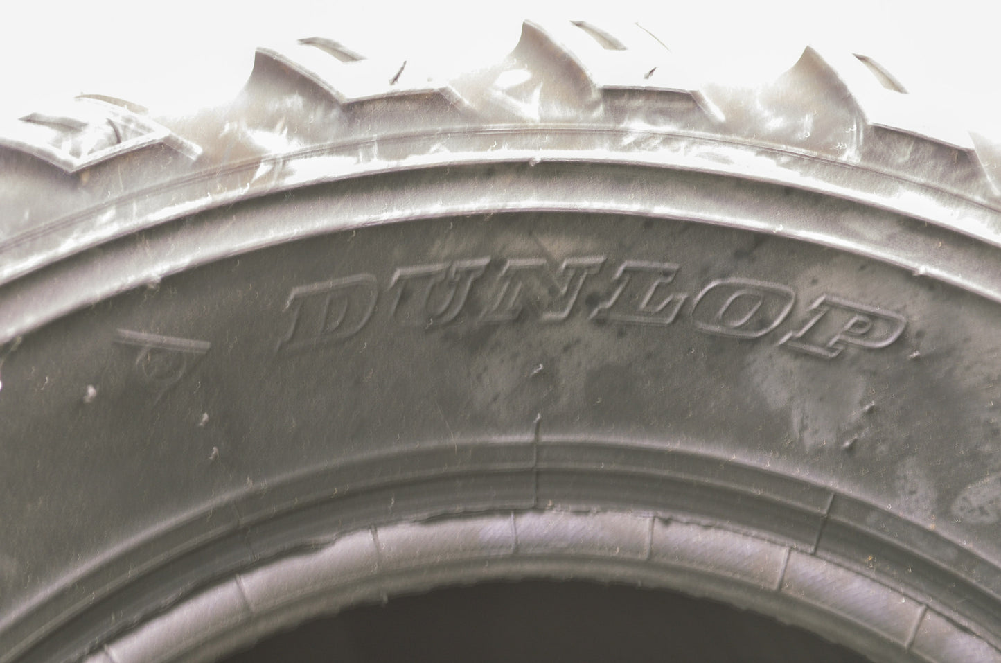 New Dunlop KT962 Tire 24x10-11
