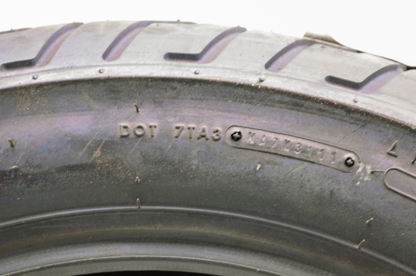 New Dunlop D404F Front Tire 150/80-16