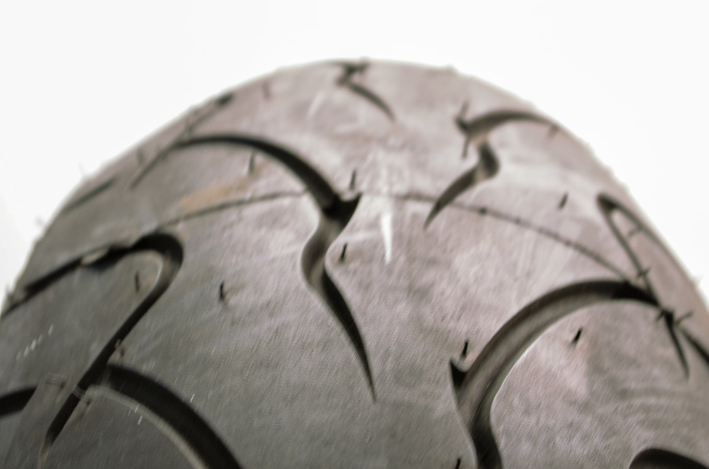 New Dunlop Sportsman Radial D207 Rear Tire 180/55-18