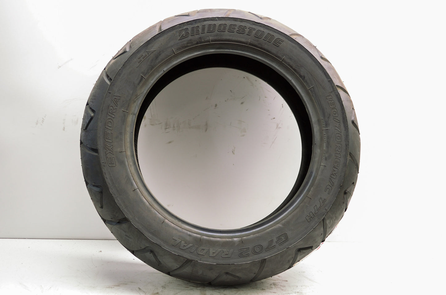 New Bridgestone Exedra Rear Tire 180/70-R16