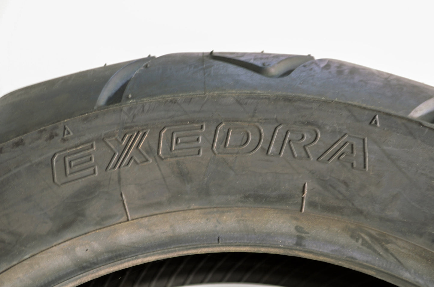 New Bridgestone Exedra Rear Tire 180/70-R16