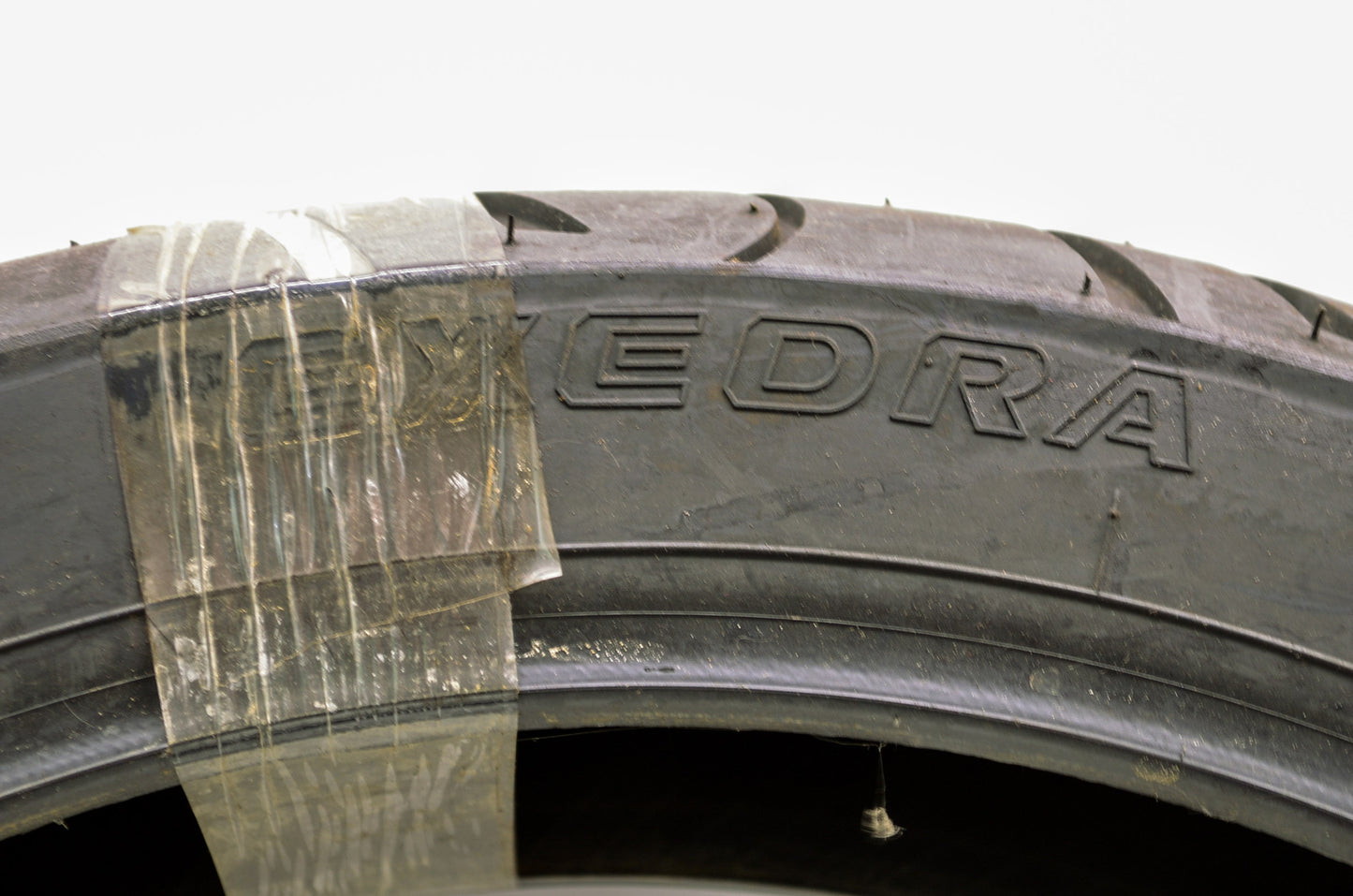New Bridgestone Exedra Front Tire 130/70R1-18M
