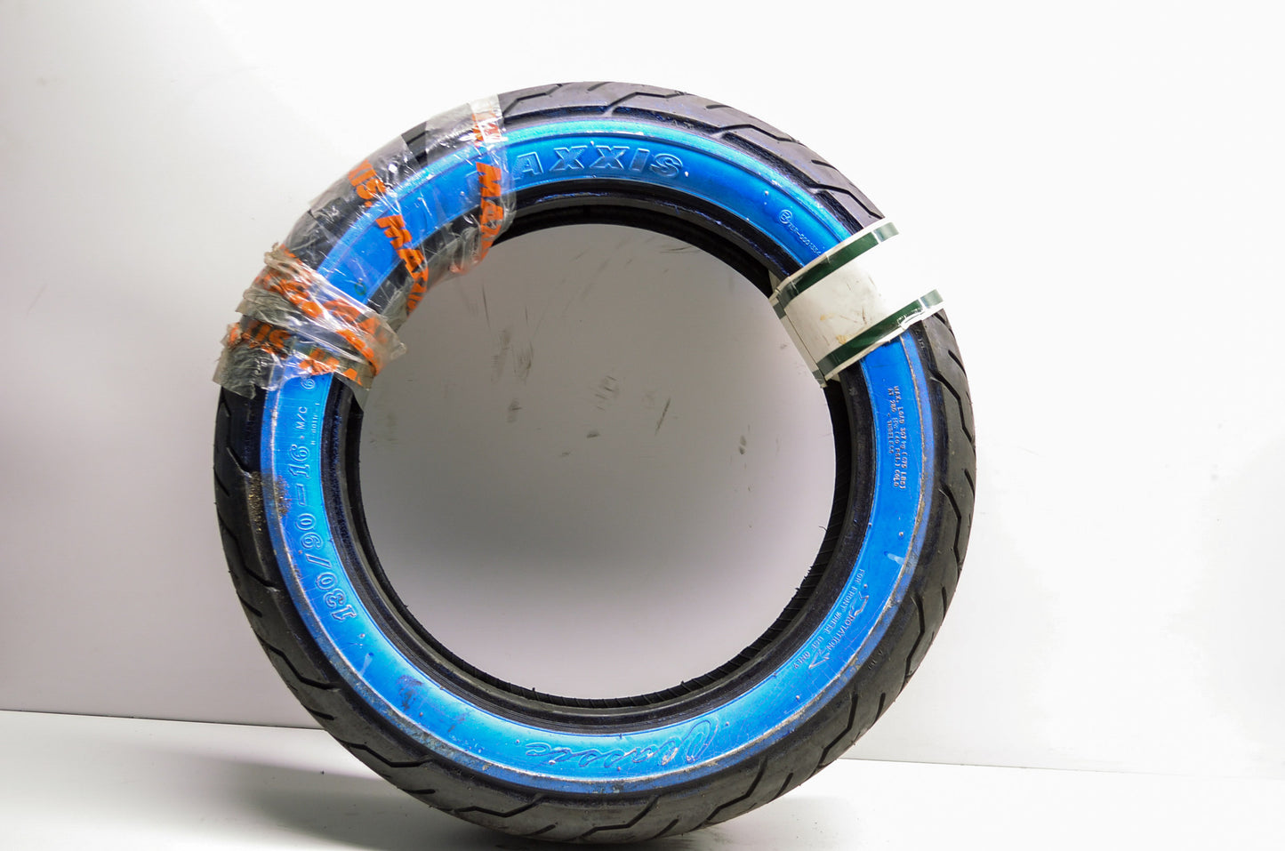 New Maxxis Classic Front Tire 130/90-16