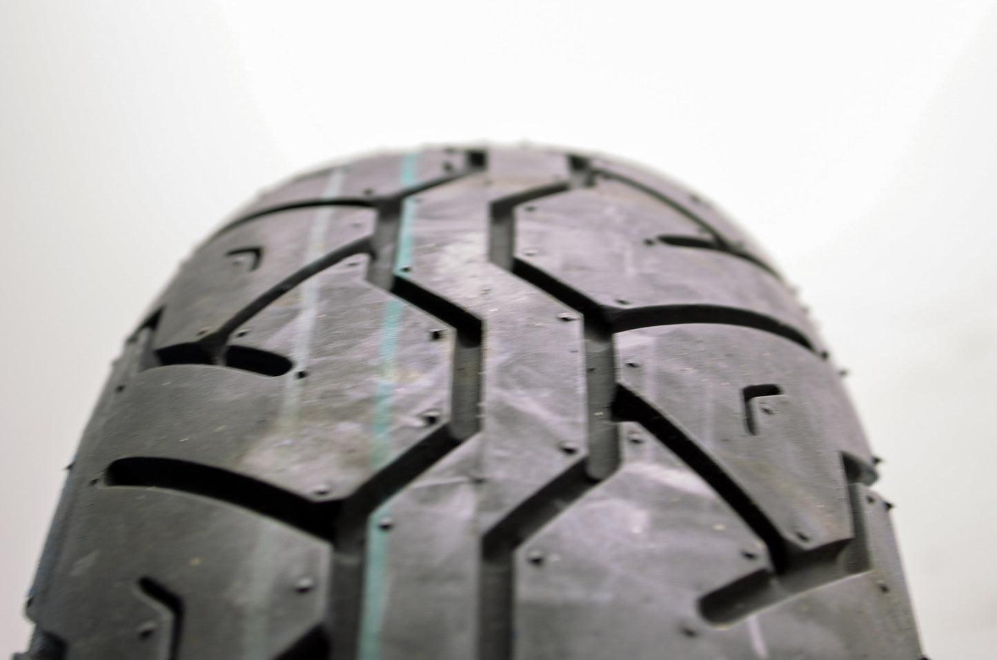 New Maxxis Classic Front Tire 130/90-16