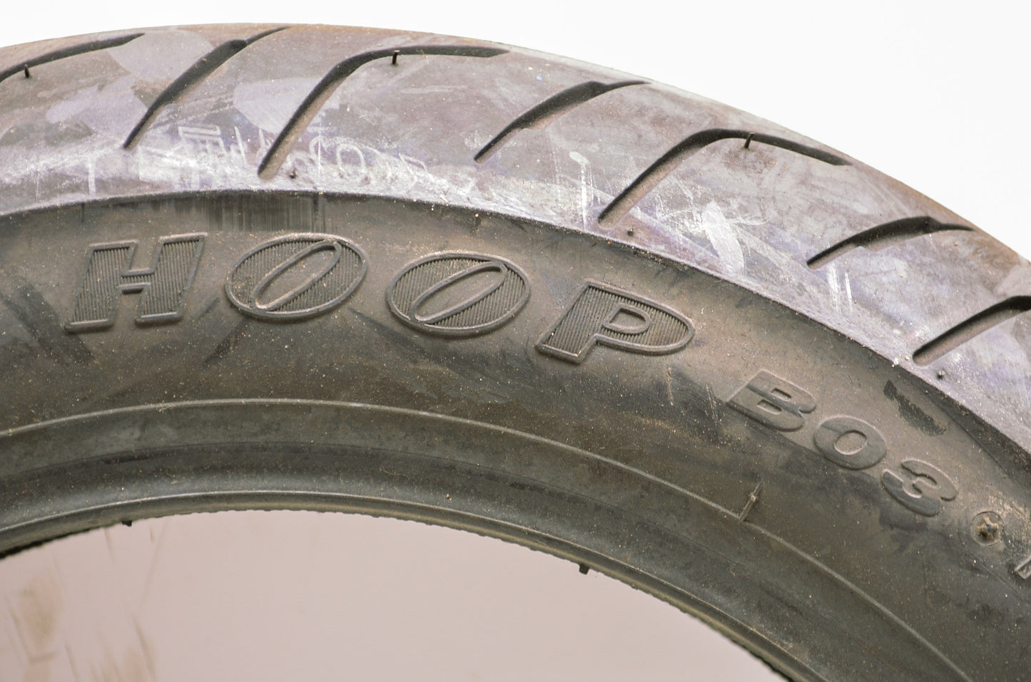 New Bridgestone Hoop Front Tire 110/90-13M/C