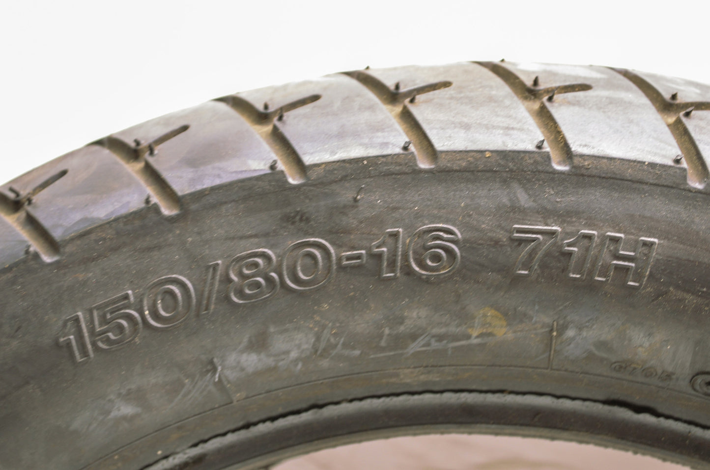 New Bridgestone Exedra Front Tire 150/80-16 71H