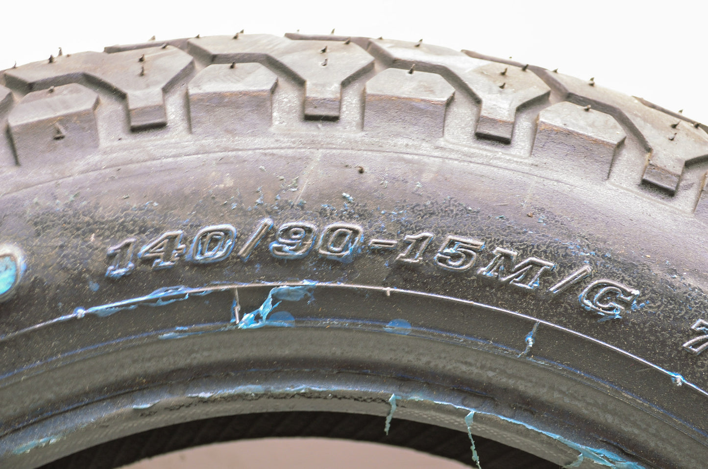 New Dunlop Qualifier K627 Tire 140/90-15