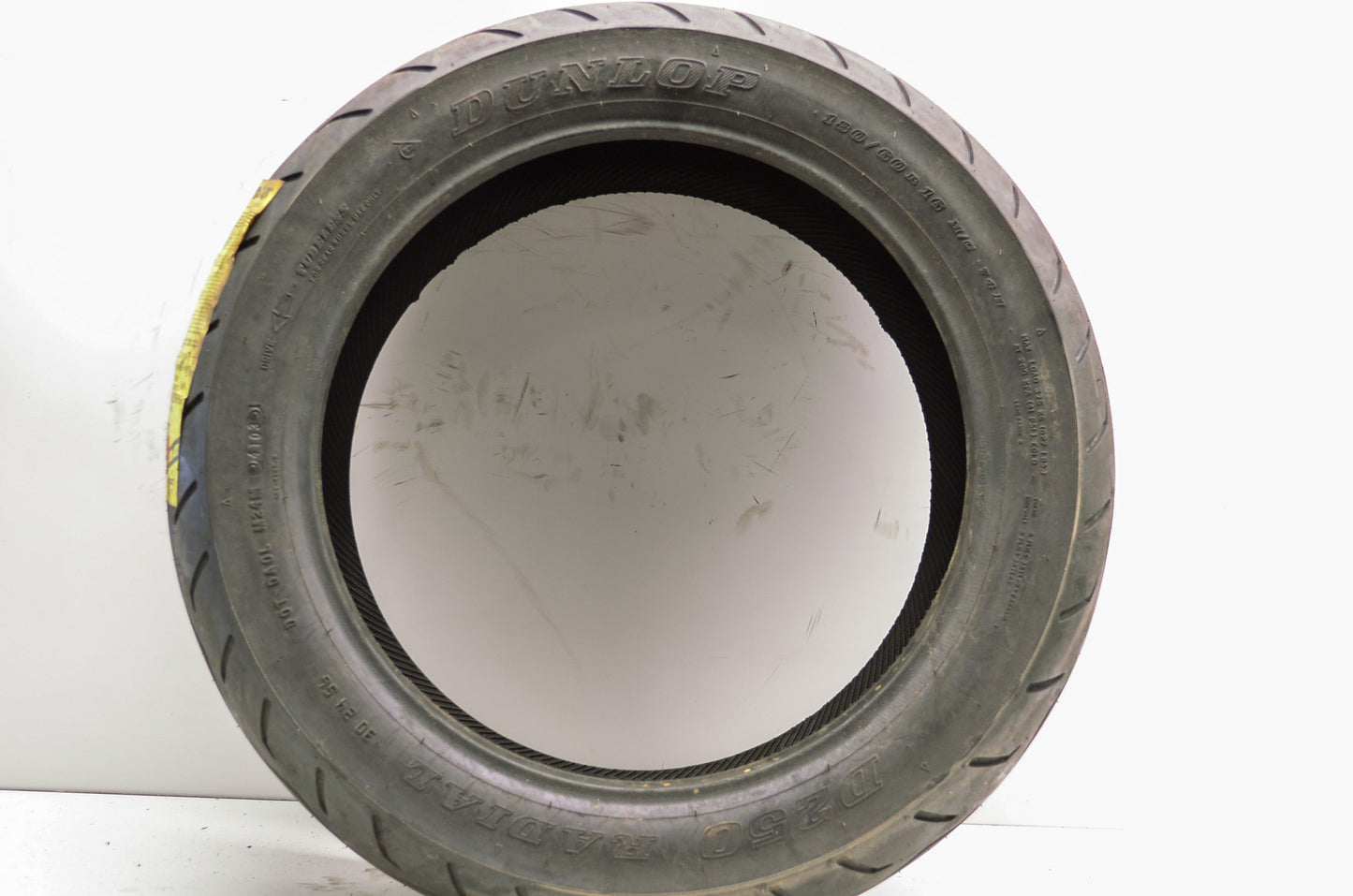New Dunlop D250 Rear Tire 180/60R-16 74H