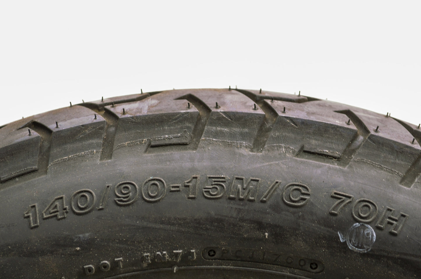 New Bridgestone Spitfire 11R Rear Tire 140/90-15M/C 70H
