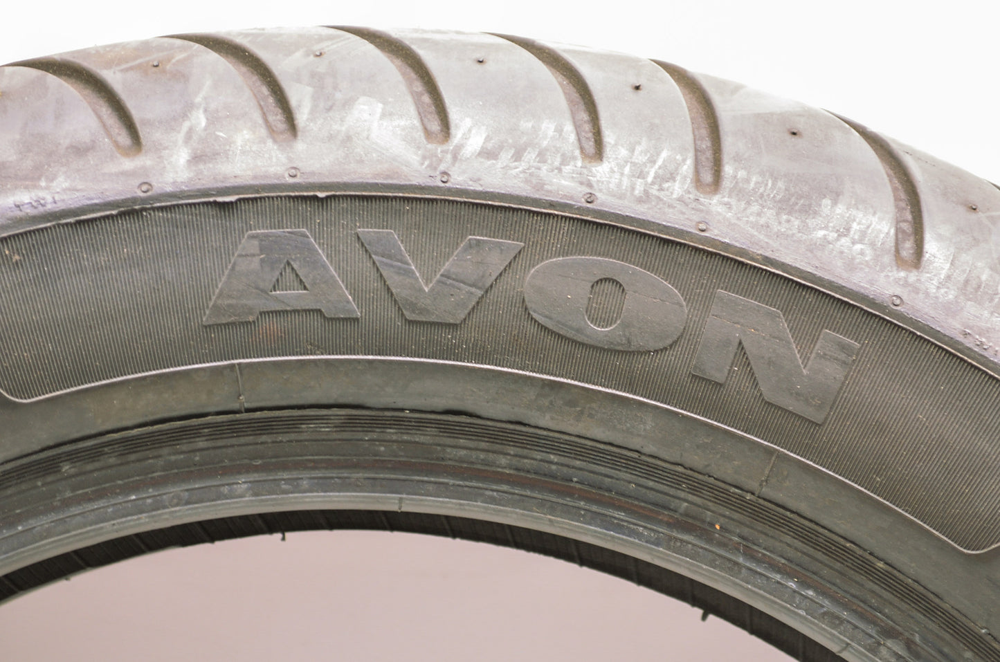 New Avon Venom Front Tire 130/90/16
