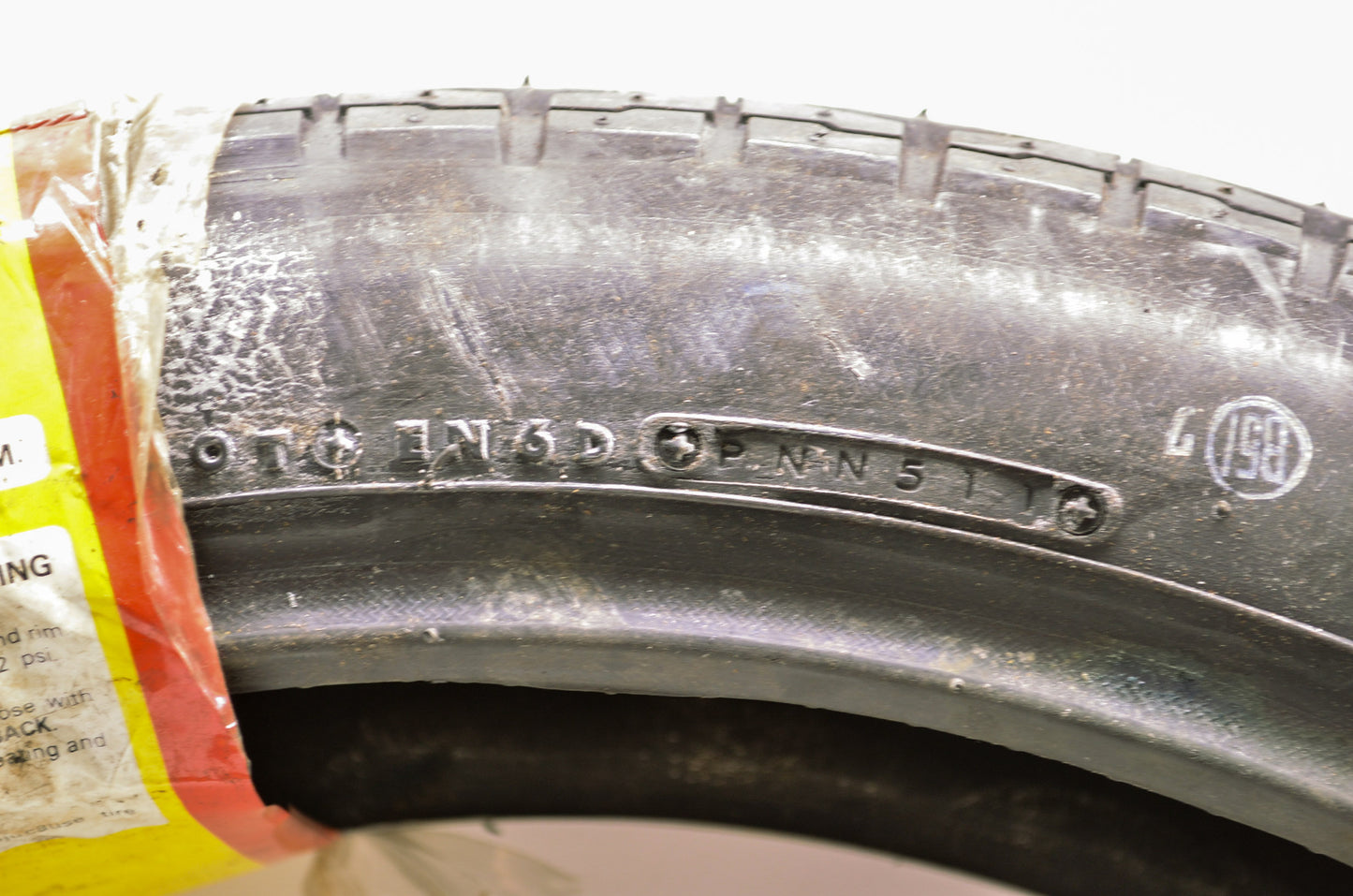 New Bridgestone Mopus Raised White Lettering Tire 110/90-19 62H