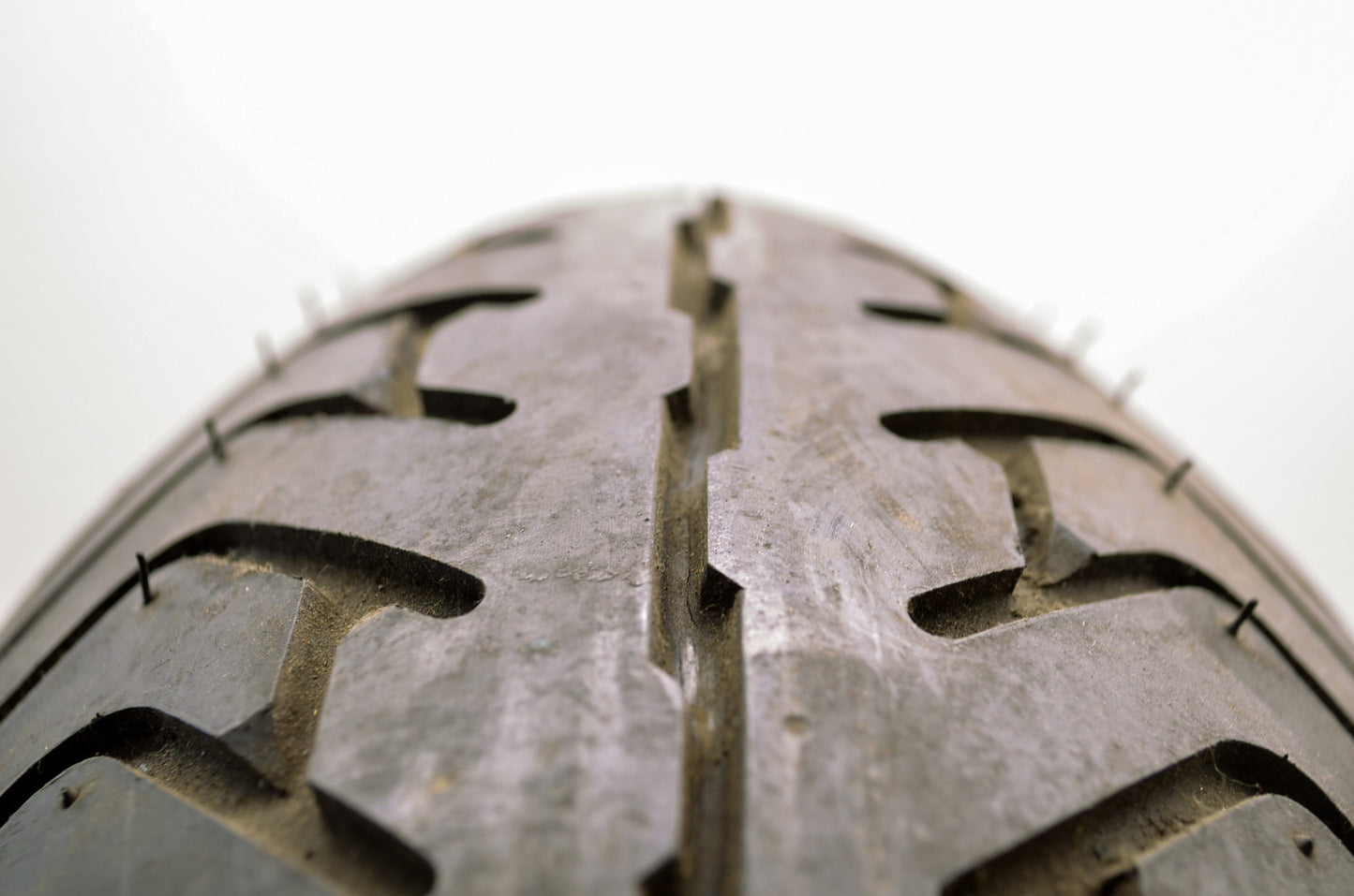 New Pirelli Sport Rear Tire 160/60ZR-16