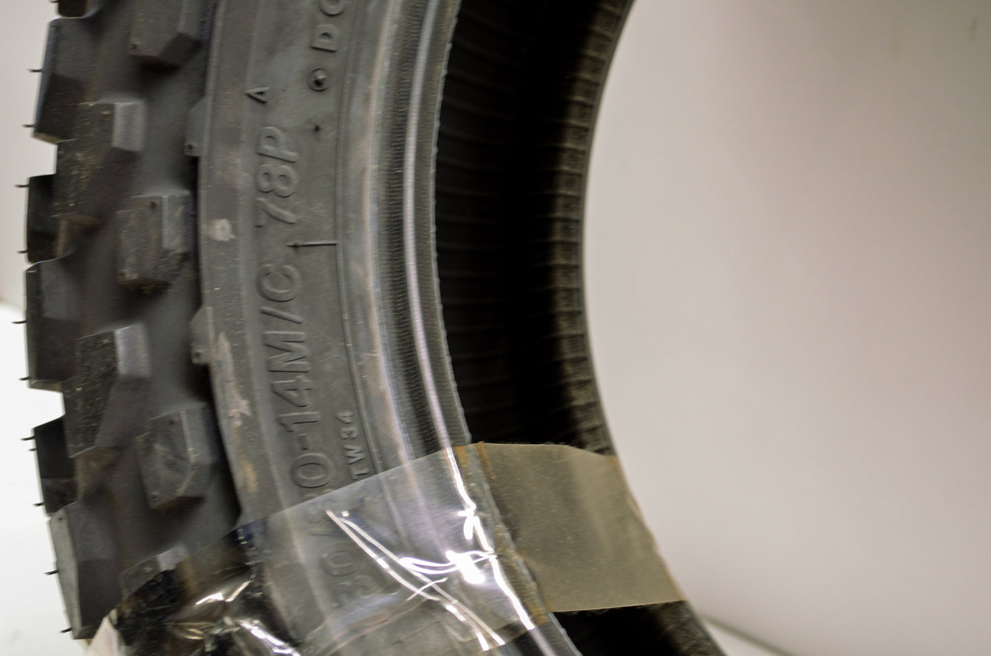 New Bridgestone Trail Wing-34 Rear Tire 180/80/14