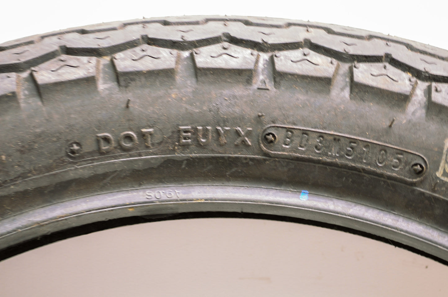 New Dunlop Gold Seal Tire 3.00-18