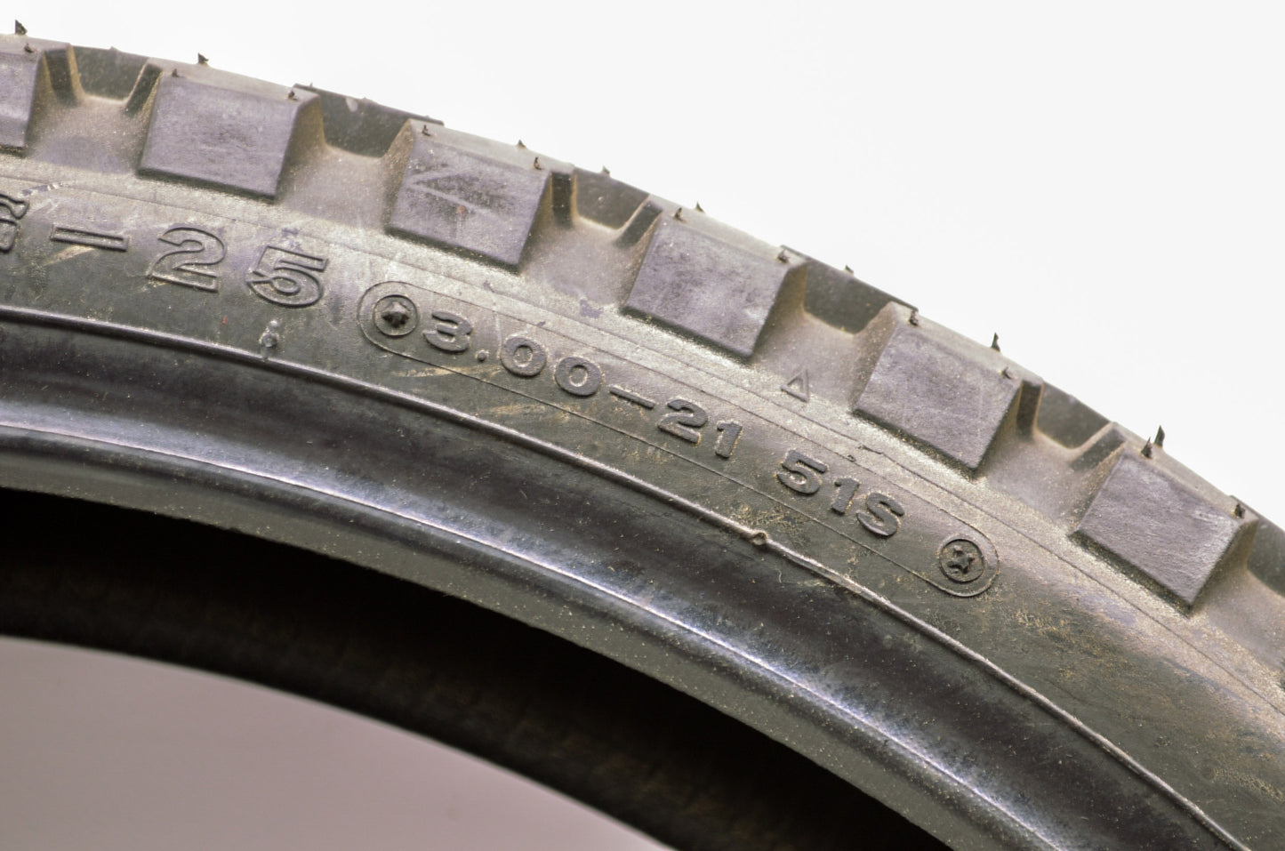 New Bridgestone Trail Wing Front Tire 3.00-21