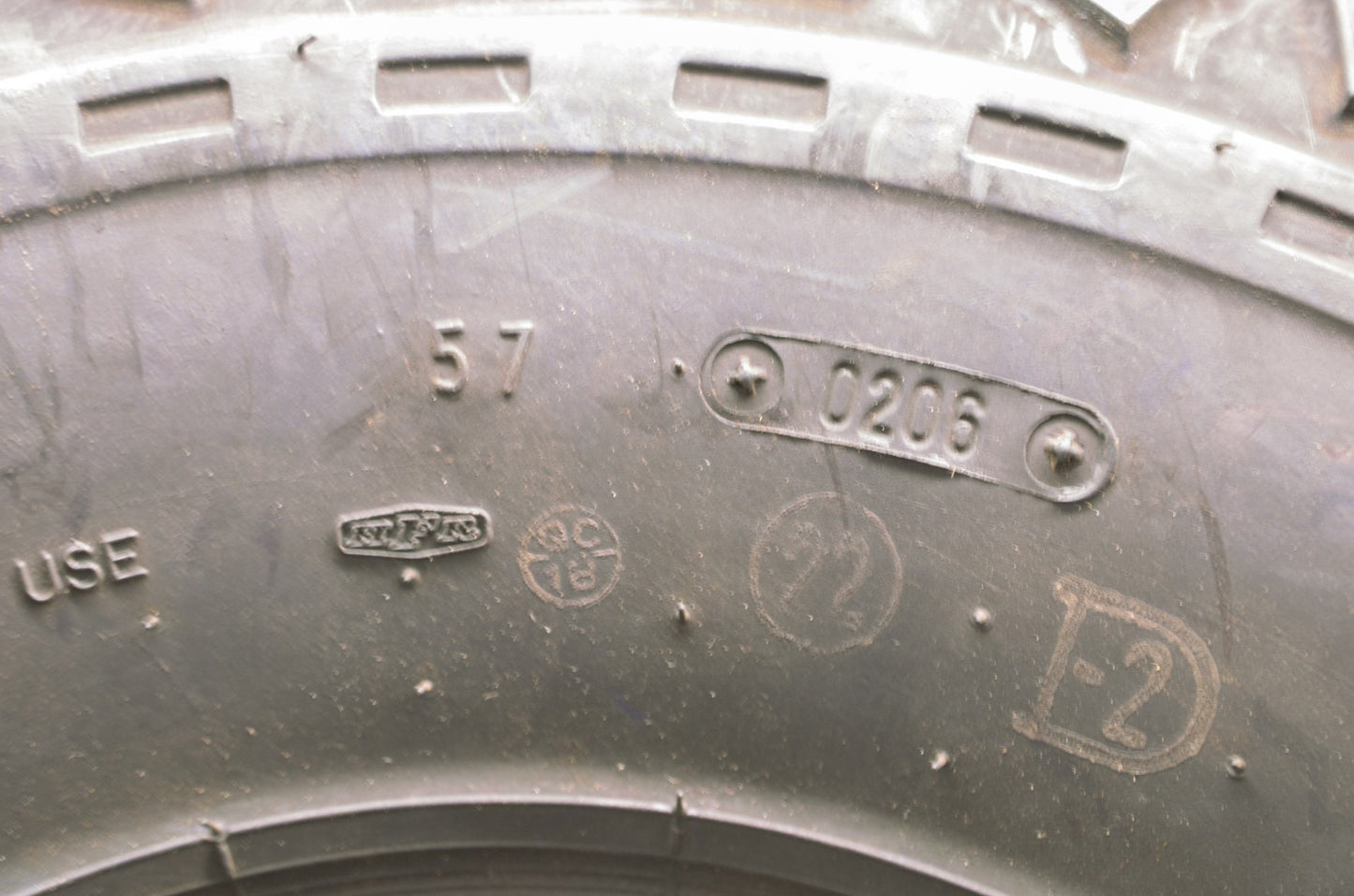 New Dunlop KT537 Rear Tire 22x10-8