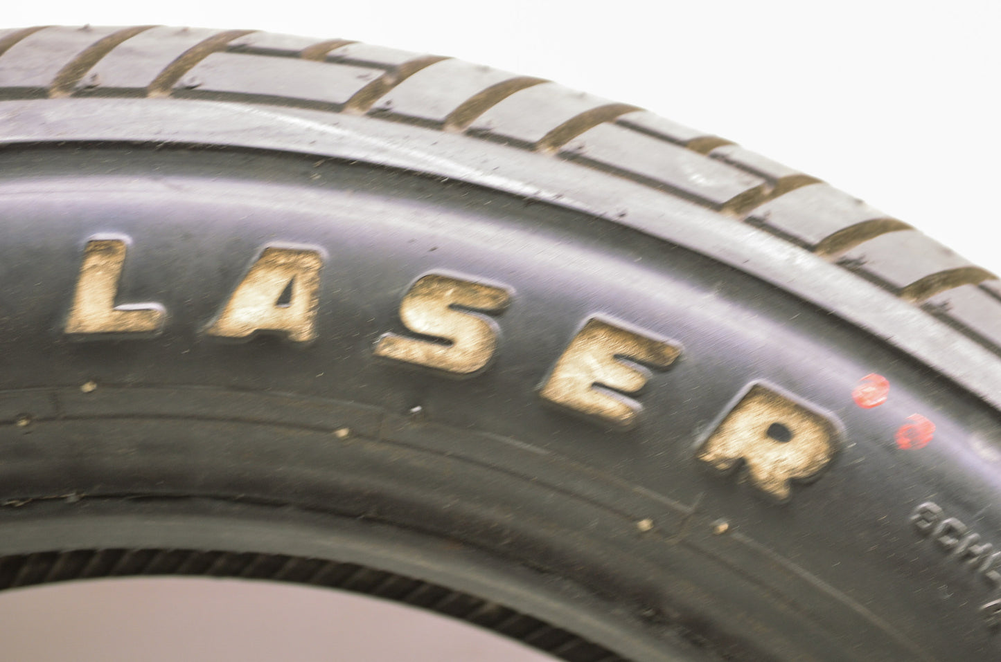 New Metzeler ME33 Laser Front Tire 130/90-16
