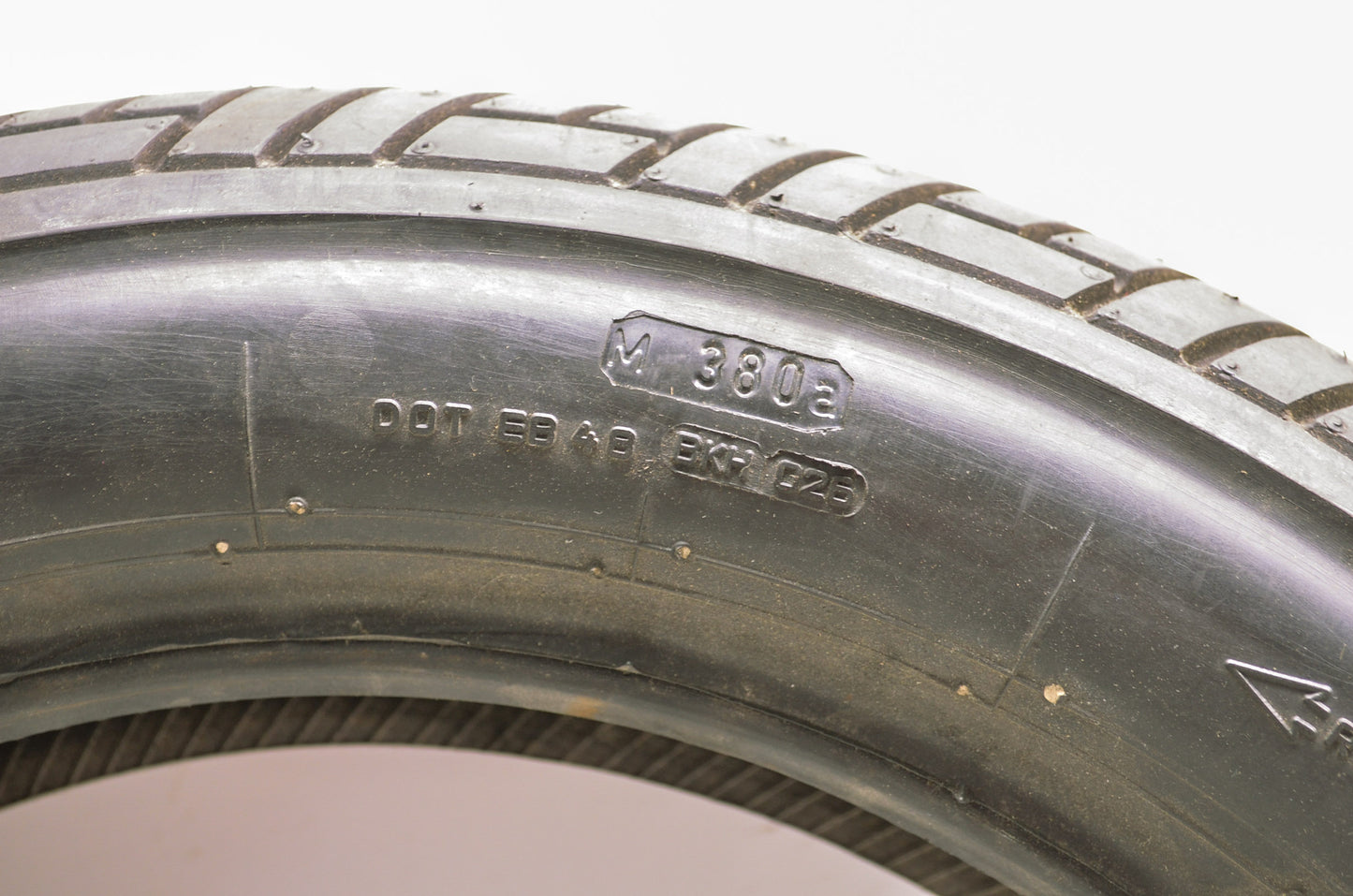 New Metzeler ME33 Laser Front Tire 130/90-16