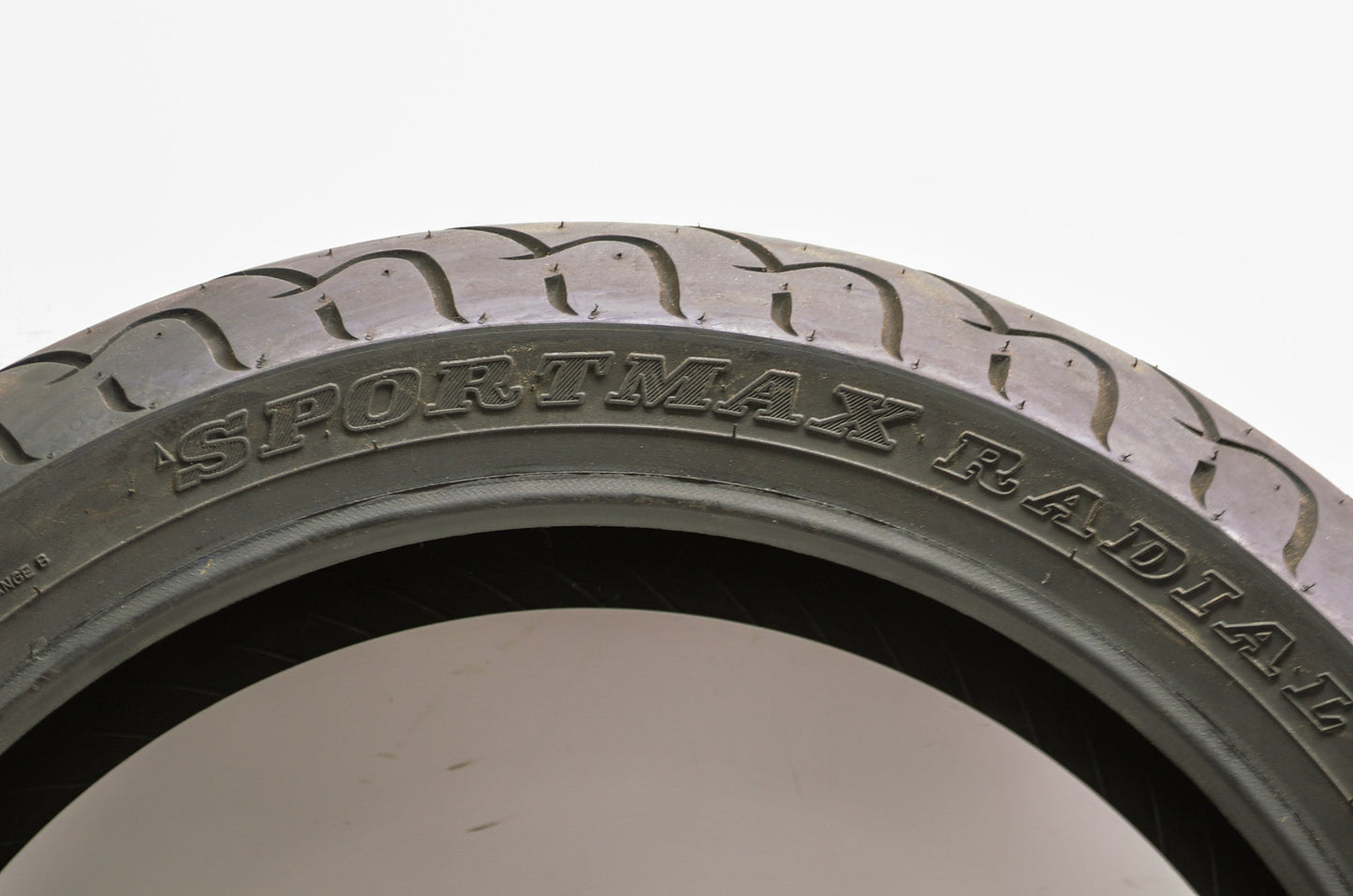 New Dunlop Sportsman Radial Front Tire 130/70ZR-16