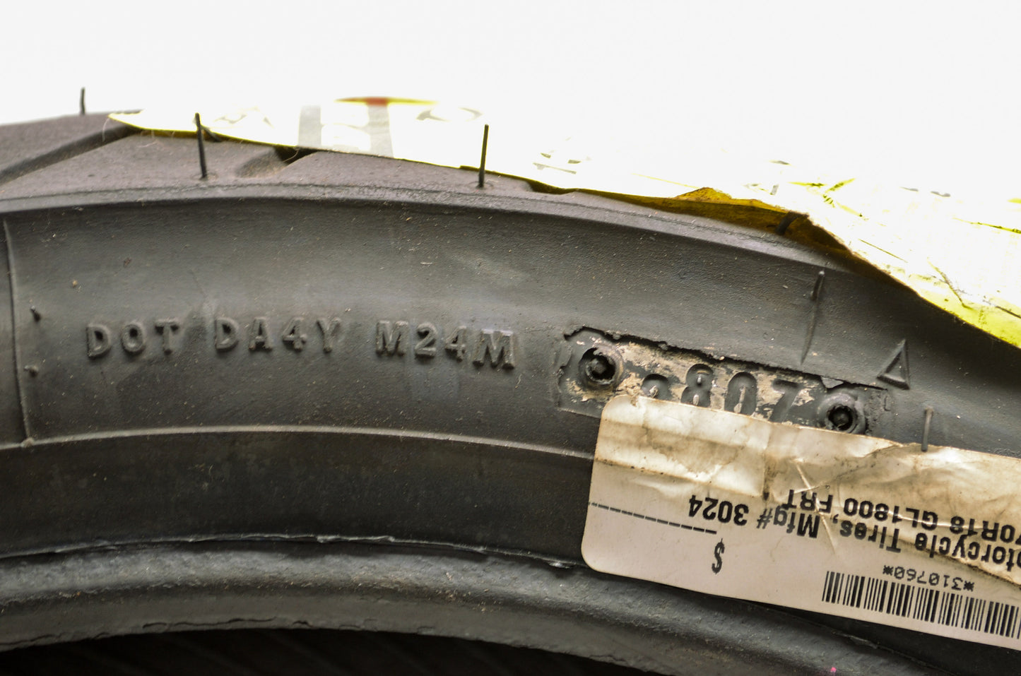 New Dunlop D250F Radial Front Tire 130/70R-18