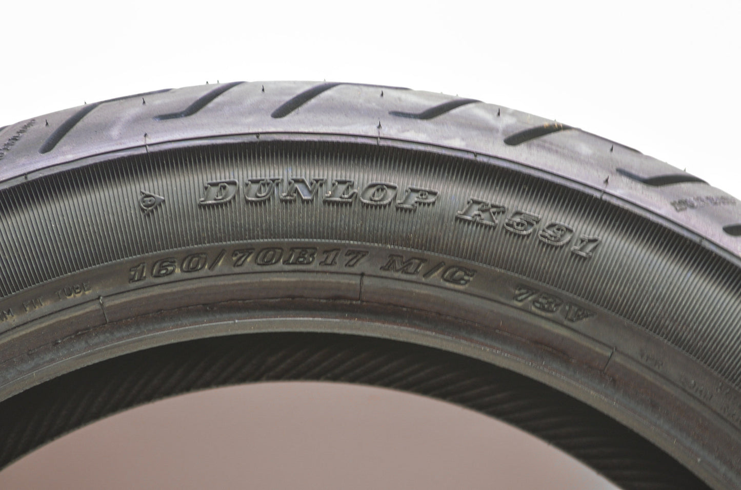 New Dunlop K591 Rear Tire 160/70B-17