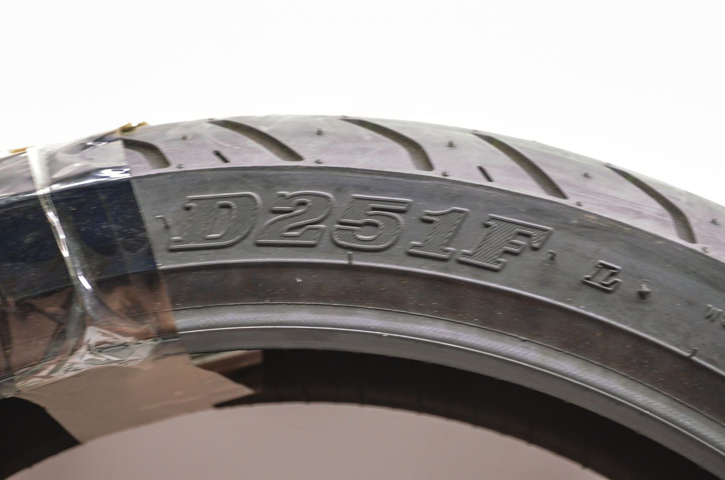 New Dunlop D251F Front Tire 130/70R-18