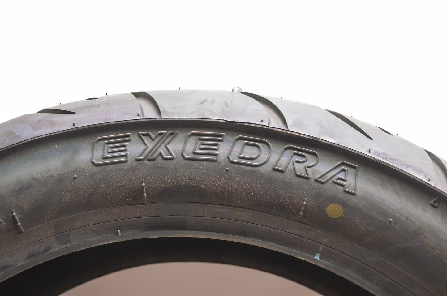 New Bridgestone Exedra G850 Rear Tire 190/60R-17
