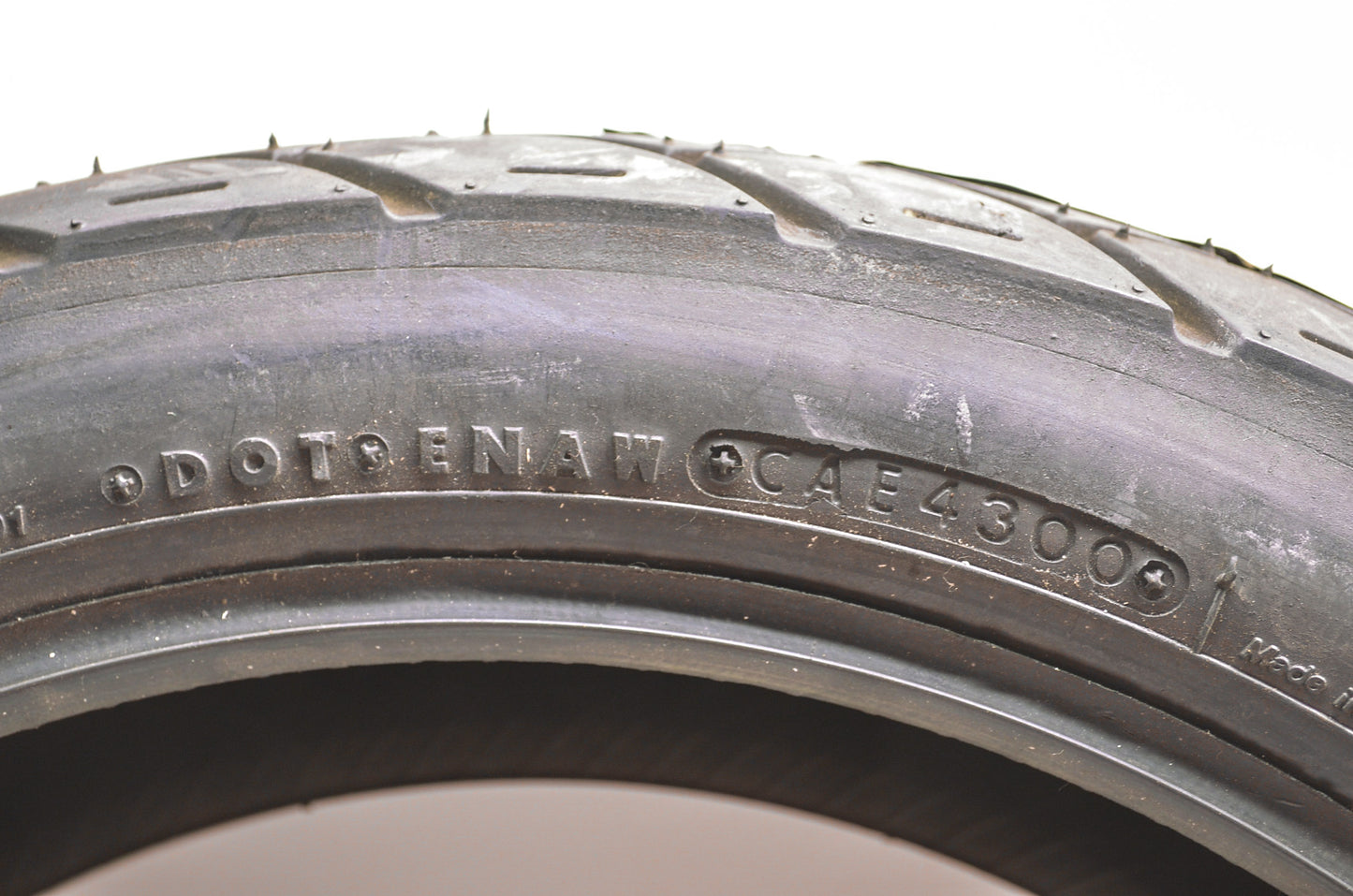 New Bridgestone Exedra G548 Rear Tire 160/70-17 73V