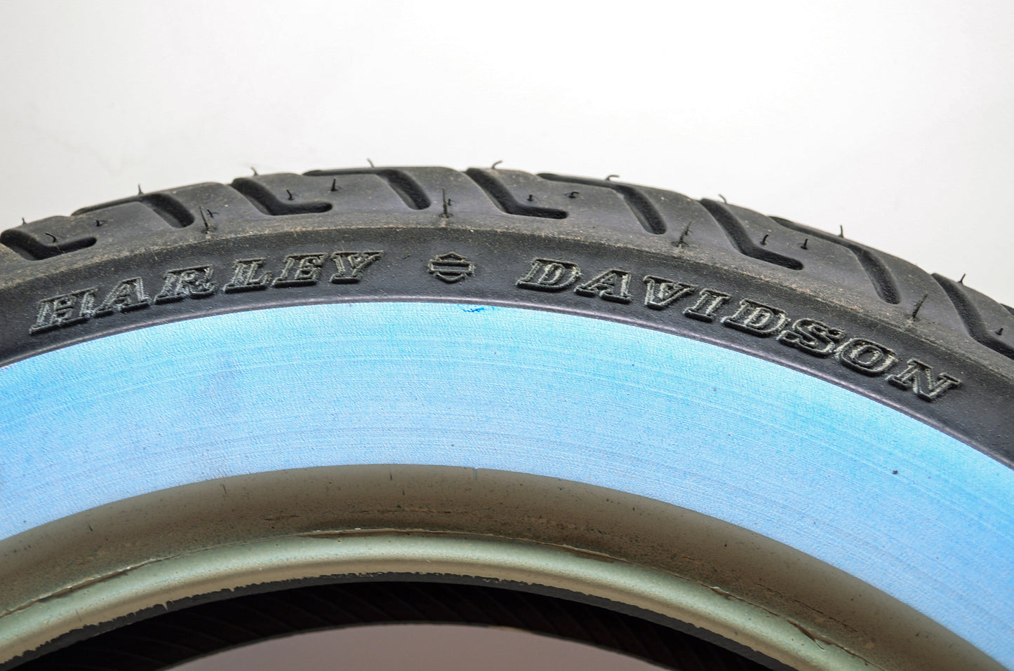New Dunlop Harley Davidson D402 Front Tire 130/90-16