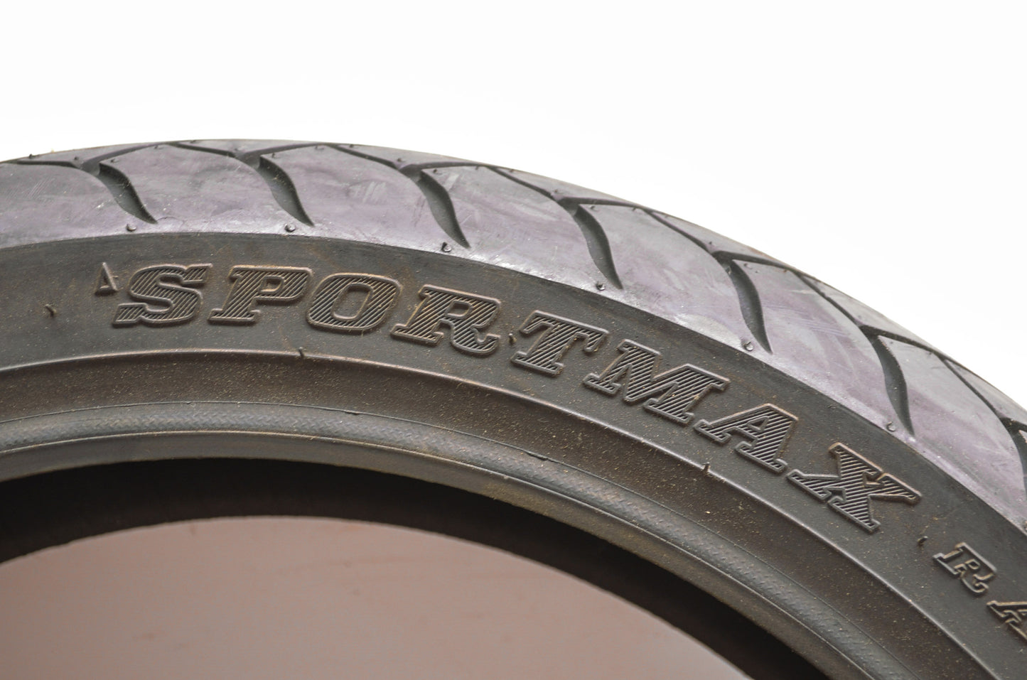 New Dunlop Sportsman Front Tire 130/70ZR-17