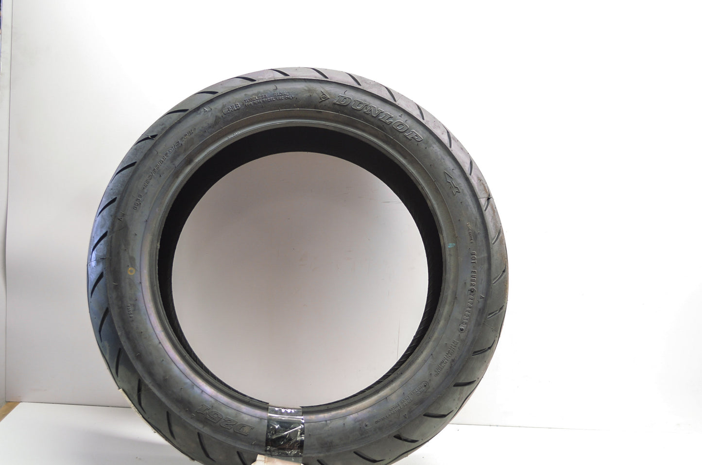 New Dunlop D251 Tire 190/60-R17