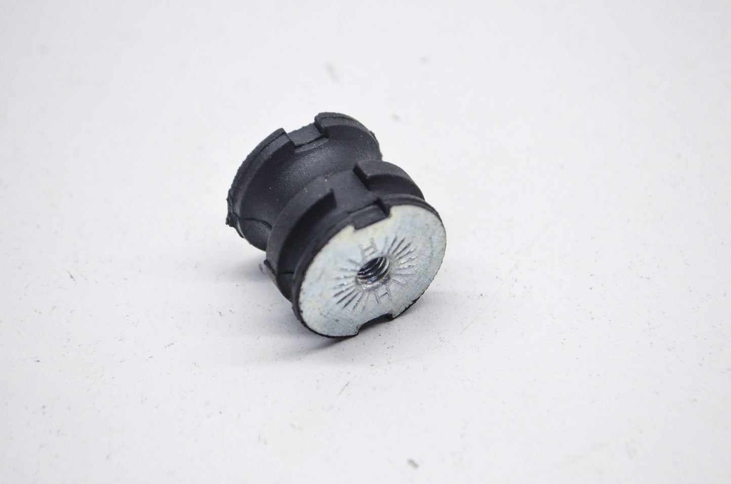 New OEM Husqvarna Anti Vibration Element 2100 2101 3120 K 1250 NOS