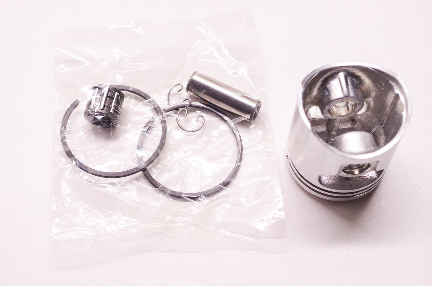 New OEM Echo Kioritz Piston Kit